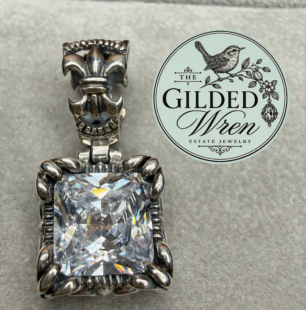 Silpada S0979 Uptown Pendant Sterling Silver CZ Fleur de Lis Retired 925
